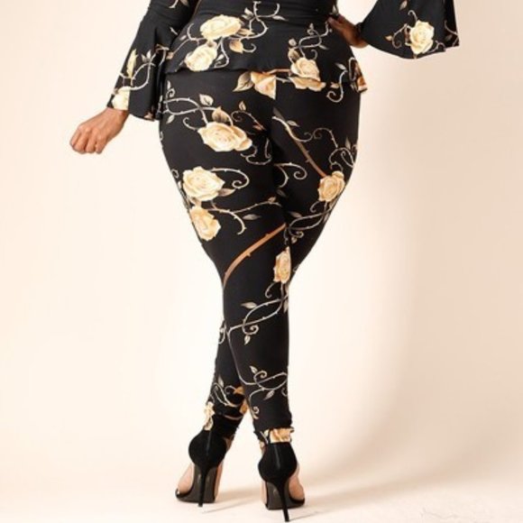 Sexy in Burgundy and Gold floral Pantset - Picture 3 of 5